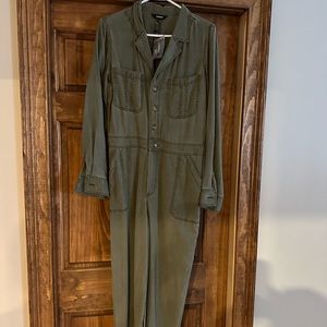 Express jumpsuit NWT